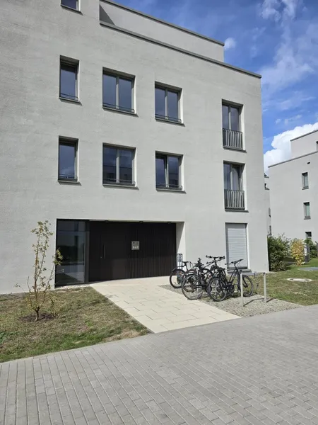 3-Zimmer-Mietwohnung, 74,50 m², 2.OG, EBK, Balkon, Fahrstuhl, Tiefgarage, Kladow — photo 1